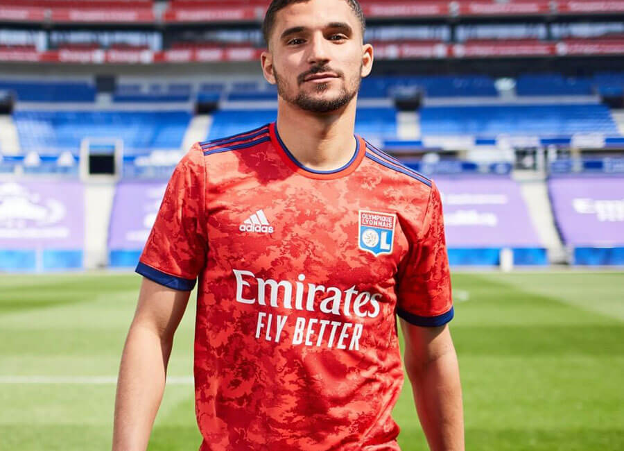 Olympique Lyon away jersey