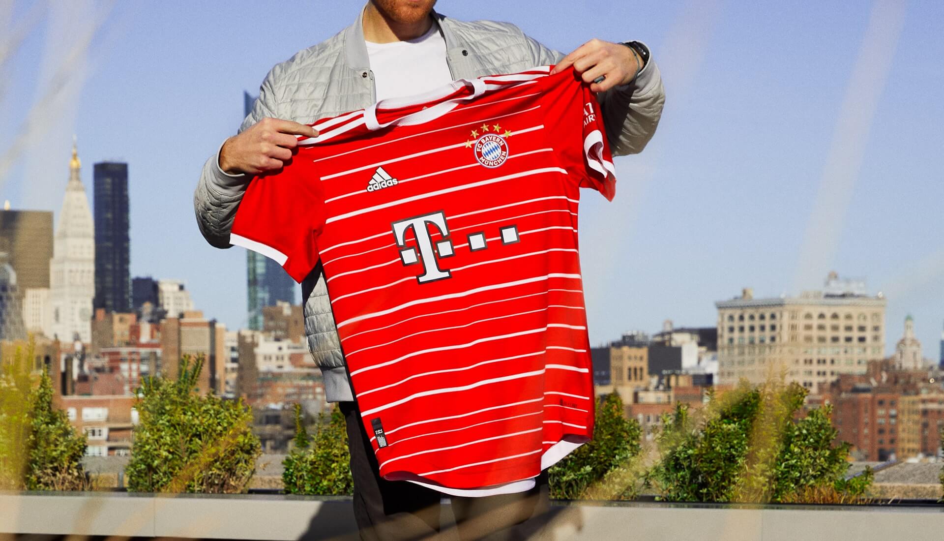 Bayern Munich home jersey 22/23