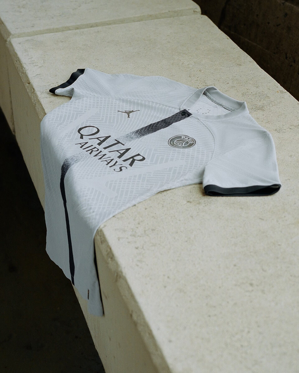 PSG Jersey 2022/23 Away Nike