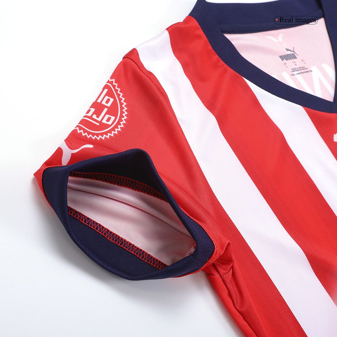 : PUMA Chivas Women's Home Jersey 22/23 : Sports & Outdoors