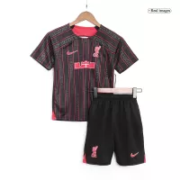 Youth Liverpool X LeBron James Jersey Kit 2022/23 Pre-Match - elmontyouthsoccer
